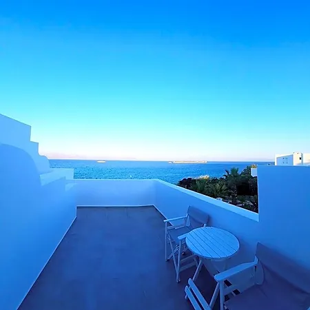 Blue Dolphin Fully Renovated By Rivea Group *